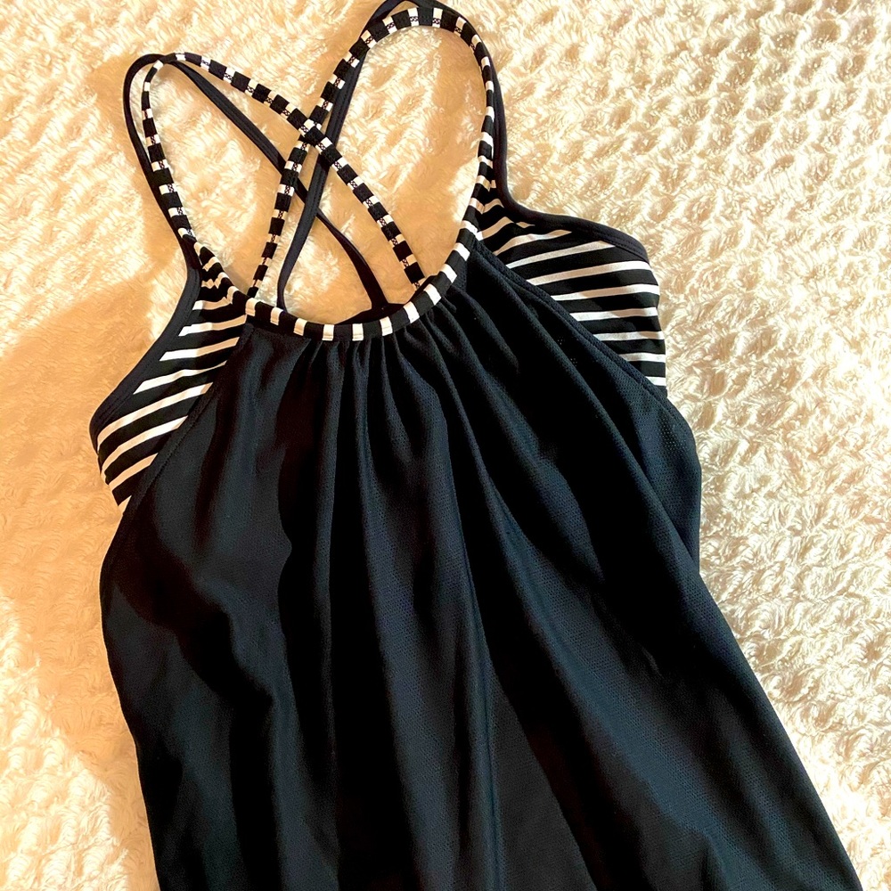Athleta workout top